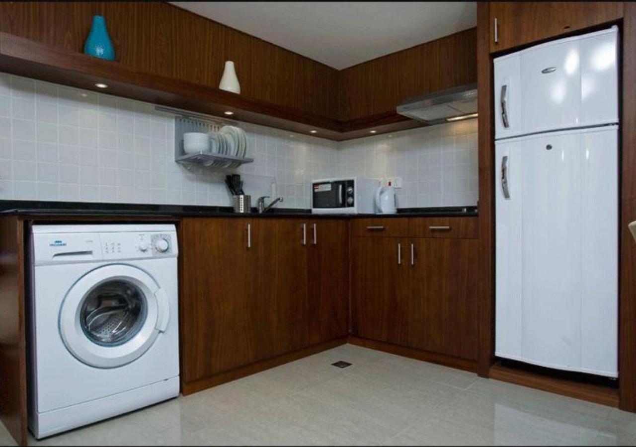 ฟีนิกซ์ พลาซา โฮเต็ล อพาร์ตเมนต์ Aparthotel อาบูดาบี ภายนอก รูปภาพ