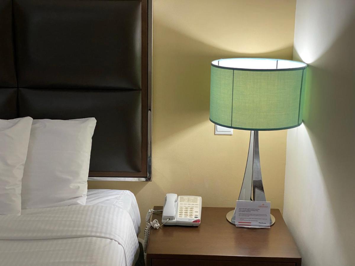 ฟีนิกซ์ พลาซา โฮเต็ล อพาร์ตเมนต์ Aparthotel อาบูดาบี ภายนอก รูปภาพ